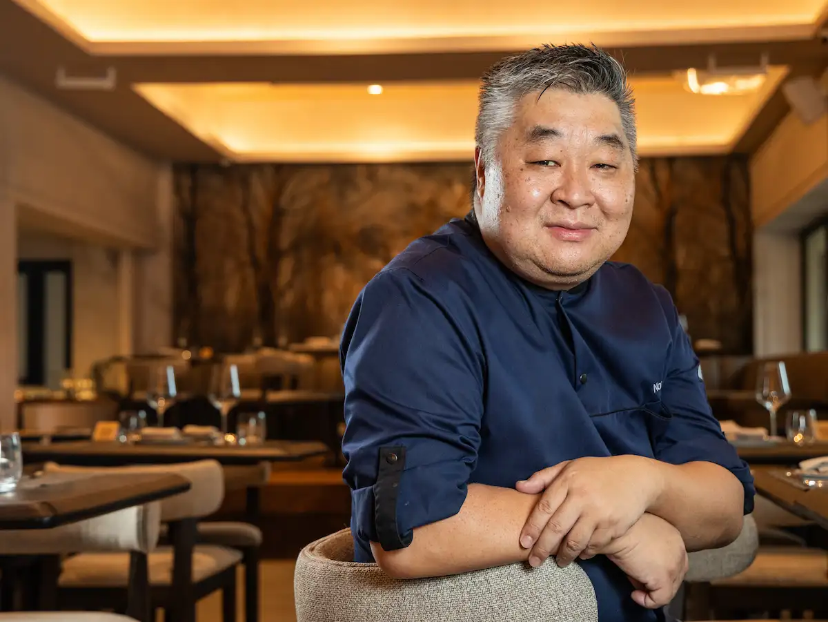 Chef Nao Hara no salão do Giappo